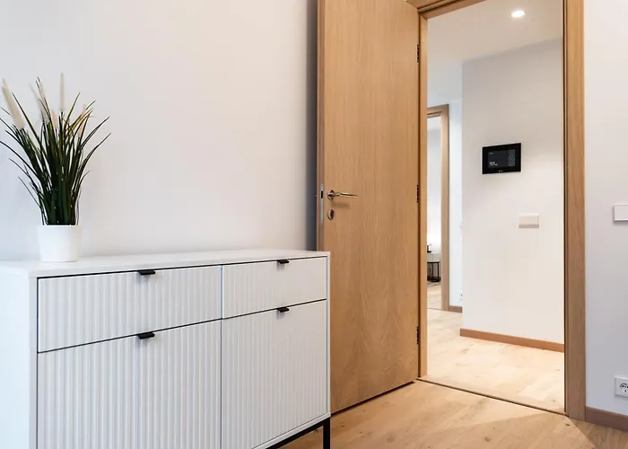 Sea View In Kalaranna District With Balcony And Free Parking Tallin